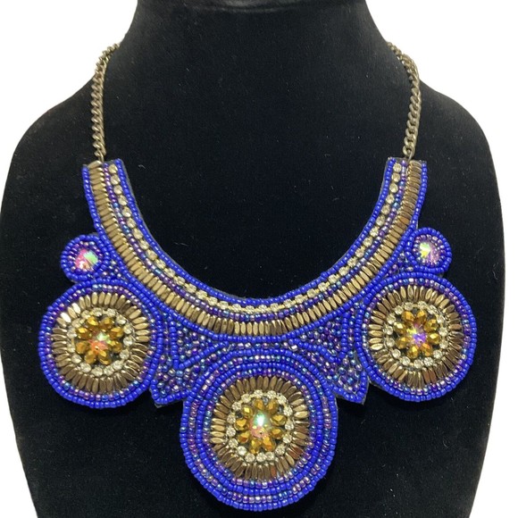Bejewel Metal Layer Bib Necklace Set main image 1